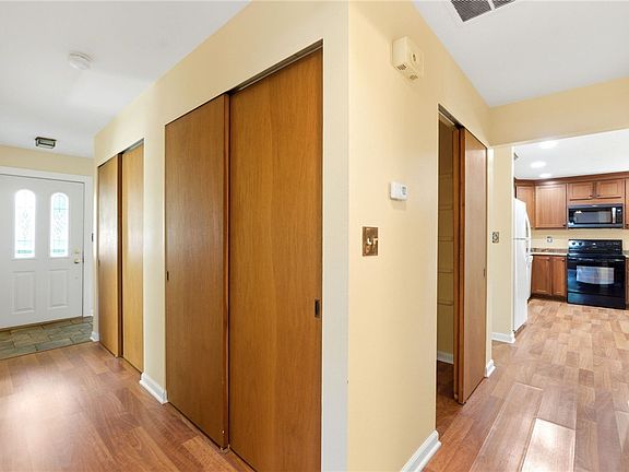 5th image of 4900 Shady Hill Ln