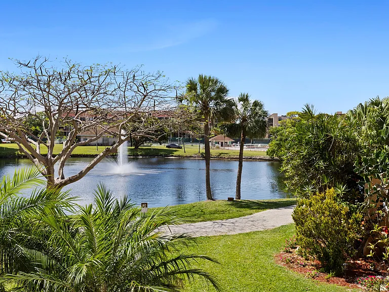 750 Egret Cir #6210 — Photo 15