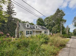 93 Hurlbut Rd, Tolland, CT 06084