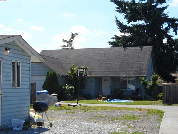2nd image of 730 16th St SE