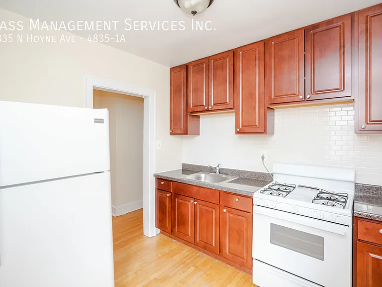 4835 N Hoyne Ave #1A — Photo 3