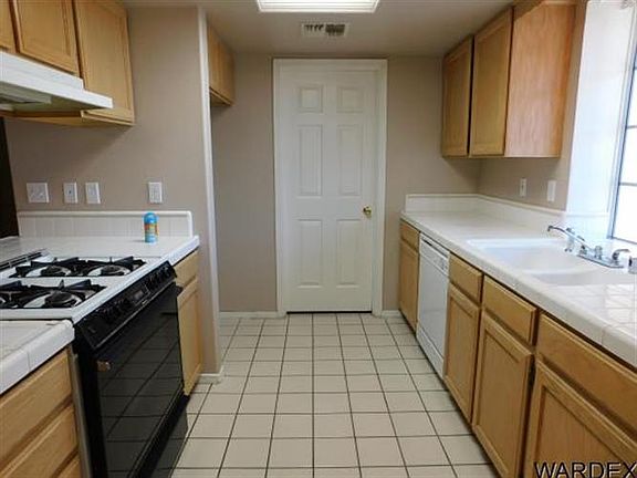 5th image of 4112 S Jenny Dr
