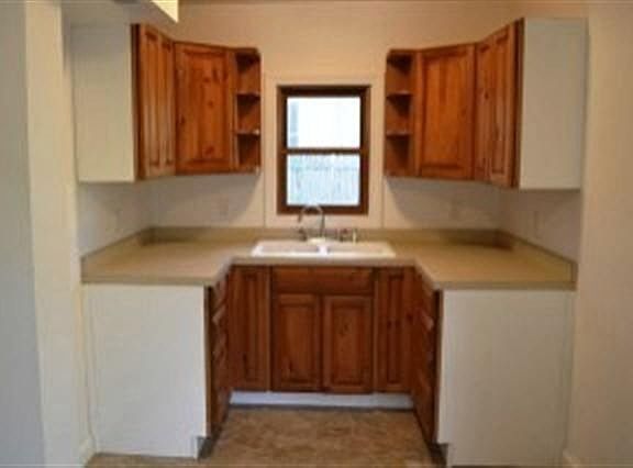2nd image of 414 N 8th St