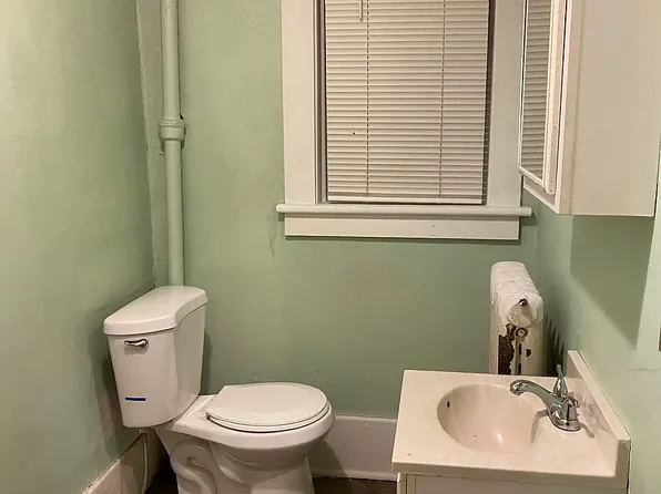 700 Main St #2A, Windber, PA 15963