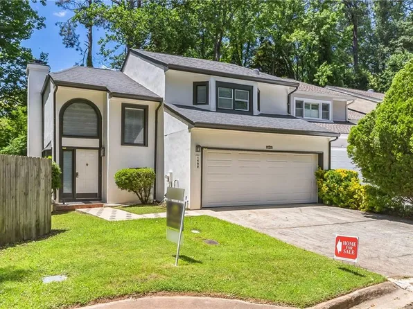 1452 Briaroaks Trl NE, Atlanta, GA 30329