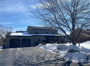 9465 Hawkeye Dr, Brewerton, NY 13029