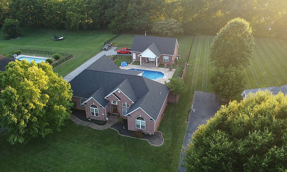 1st image of 509 Birchwood Dr