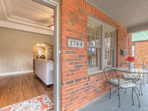 3rd image of 1744 S Gary Ave