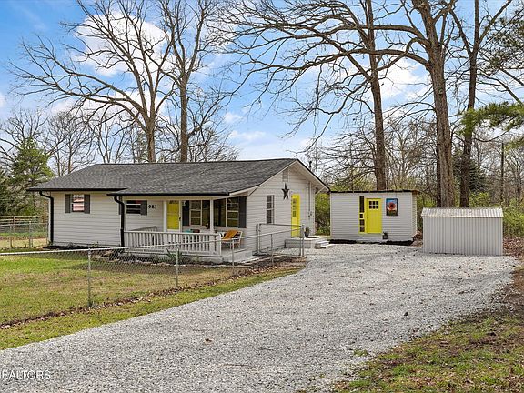 3rd image of 983 W Lane Rd