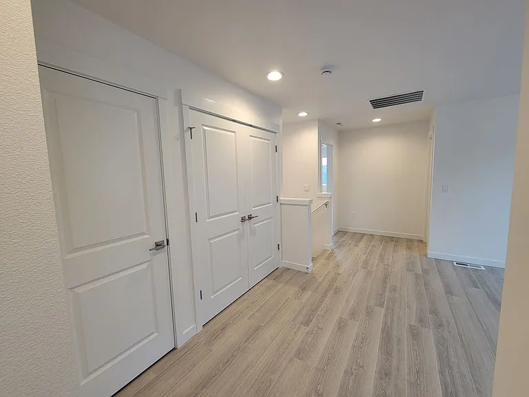 2744 Woodfern Ter — Photo 20