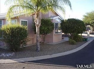 7676 W Platinum Dr, Tucson, AZ 85735