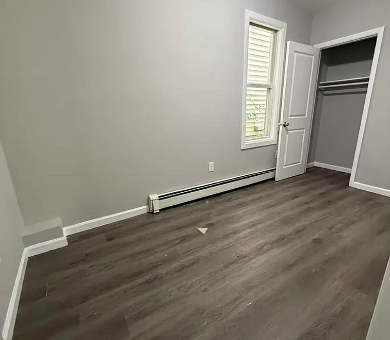 3 bed, $2,100 — Photo 4