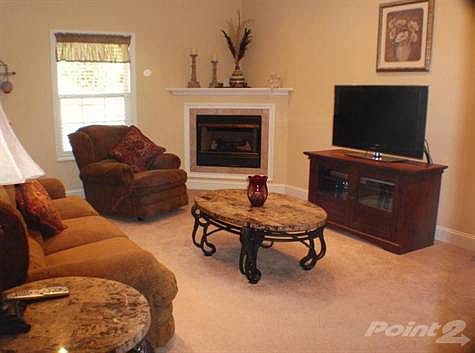 Living room 2