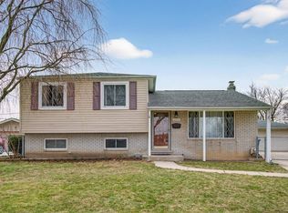 13344 Chippewa Dr, Warren, MI 48088