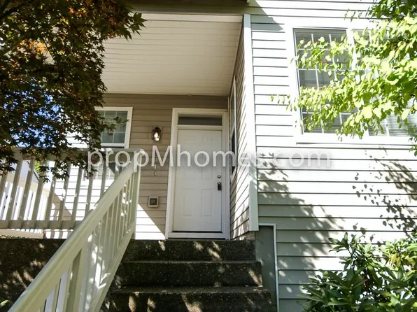 15045 SE Elm Park Dr, Clackamas, OR 97015