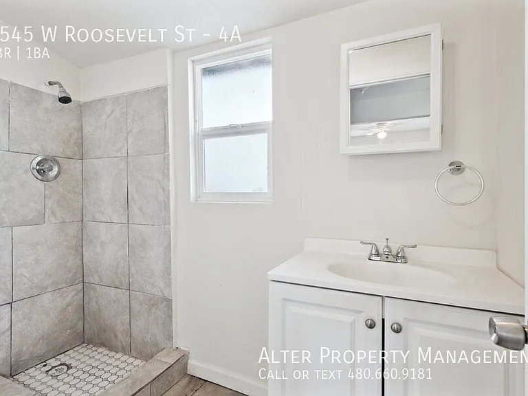 1545 W Roosevelt St #4A — Photo 16