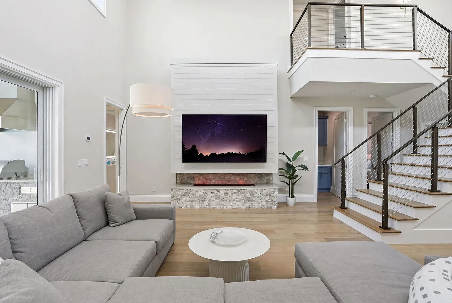 5 bed, 3.0 bath, 2938 sqft, $25,300 — Photo 1