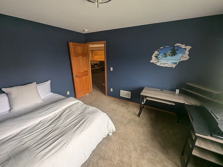 145 Forest Grove Ln — Photo 16