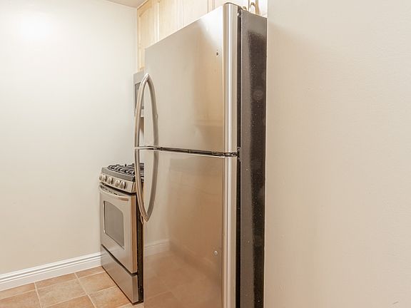 5th image of 182 E 95th St APT 2E