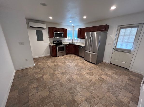 2321 Smoke Dr #B-2, Hollidaysburg, PA 16648