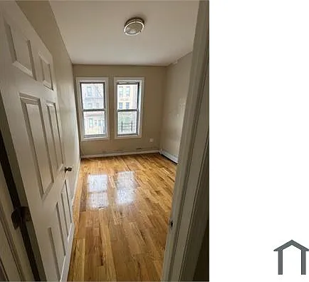 1157 Colgate Ave #2R — Photo 4
