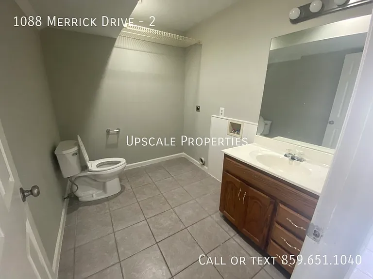 1088 Merrick Dr #2 — Photo 4