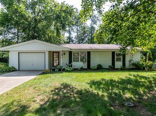 3502 N Windcrest Dr, Bloomington, IN 47404