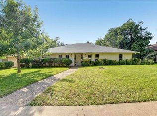4733 Ashbrook Rd, Dallas, TX 75227