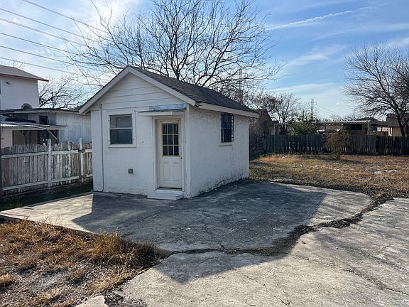 5th image of 911 Shelby Dr