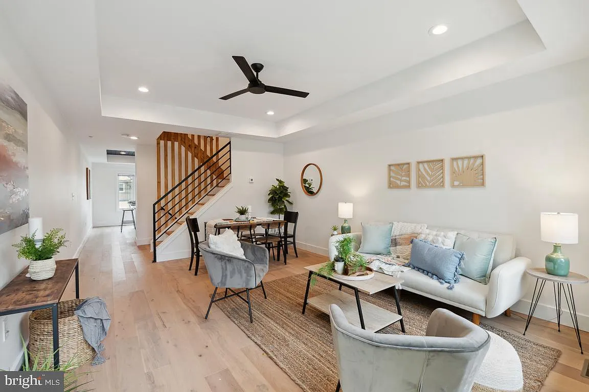 4 bed, 4.5 bath, 2268 sqft, $3,750 — Photo 3