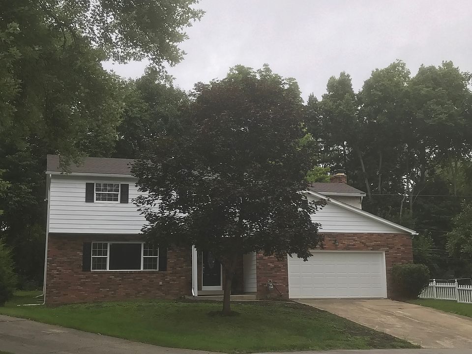 1st image of 1024 Amberly Pl