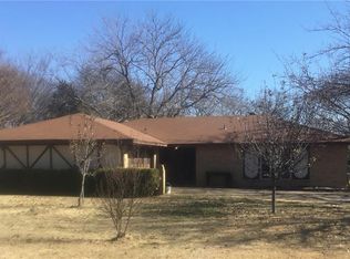 320 Daisy Rd, Midlothian, TX 76065