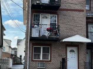 95-52 112 Street, Richmond Hill S., NY 11419