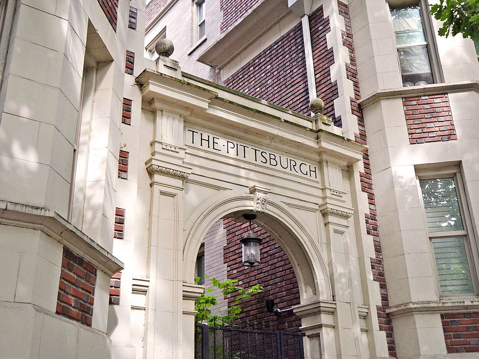 1st image of 125 Warren Ave N APT E