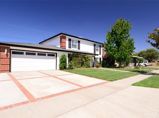 2809 Europa Dr, Costa Mesa, CA 92626