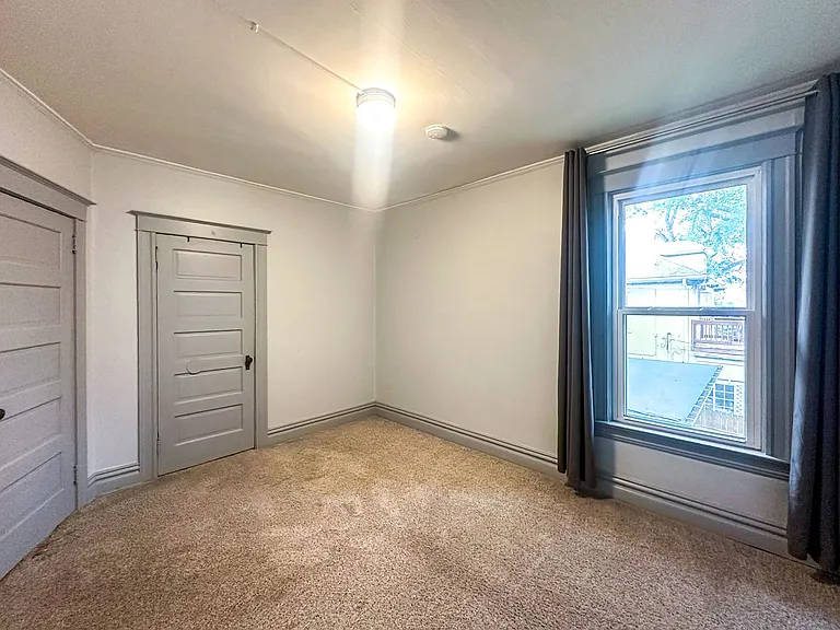 315 N Lincoln St — Photo 30