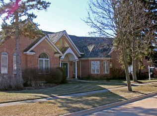 5079 Sedona Ct, Gurnee, IL 60031