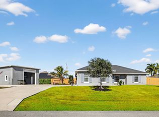 375 SW Alcan Drive, Port Saint Lucie, FL 34953