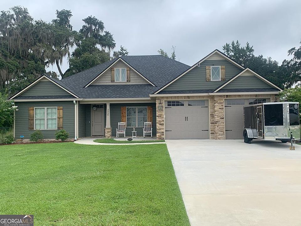 1st image of 3925 Duchess Ct
