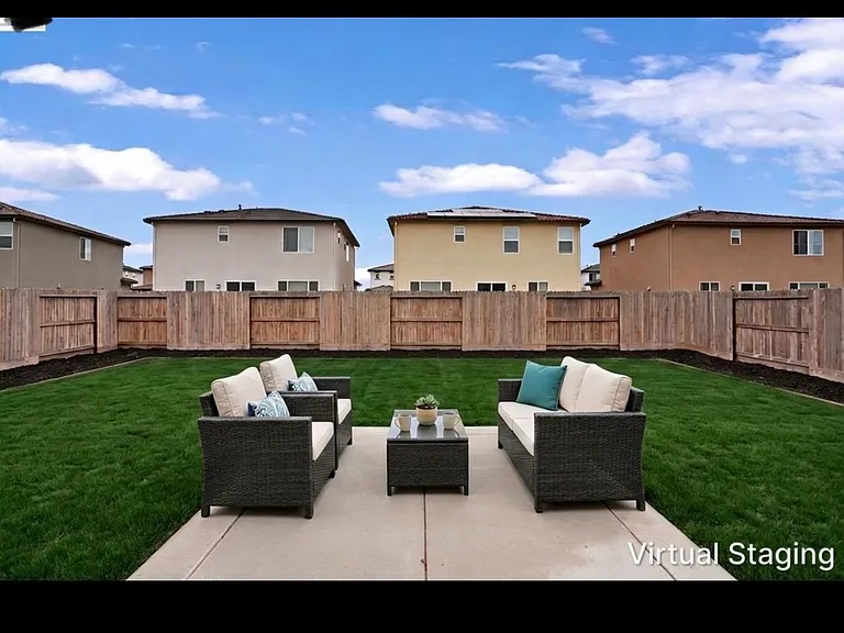 2260 Shoreline Dr — Photo 25