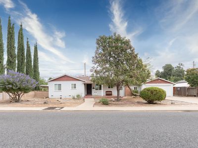 570 N Birch Avenue, Reedley, CA, 93654