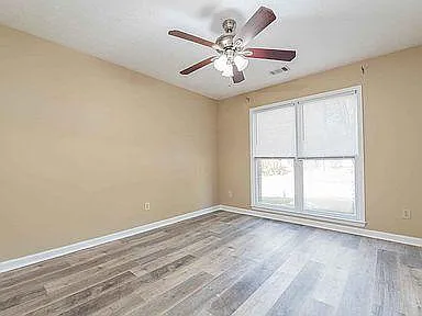 4 Effingham Ct — Photo 8