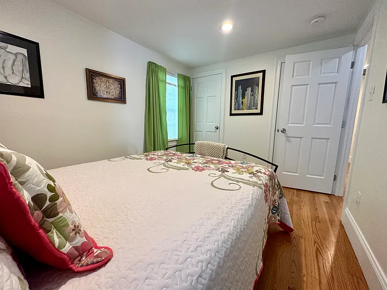16 Plainfield St #16 — Photo 9