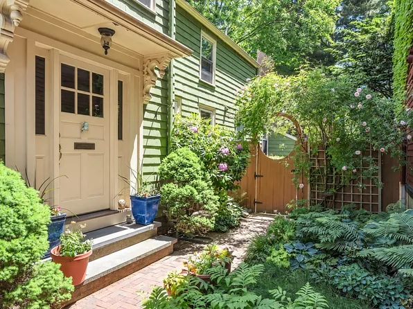 12 Salem St, Cambridge, MA 02139