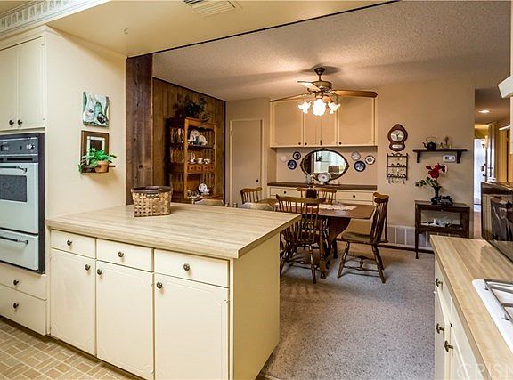 3rd image of 26710 Oak Garden Ct