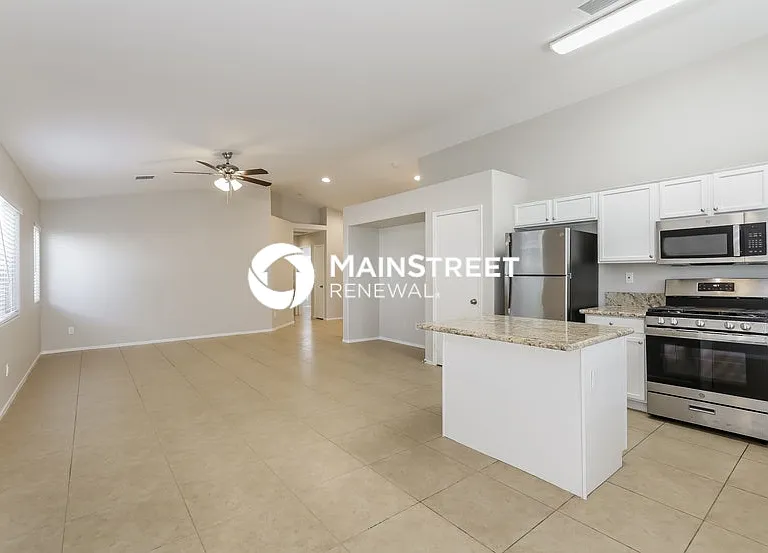 5351 Reardon Ct — Photo 4