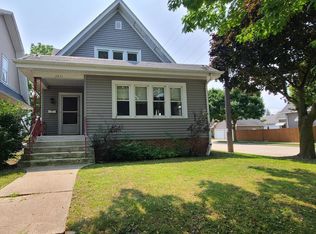 2831 Arlington Ave, Racine, WI 53403