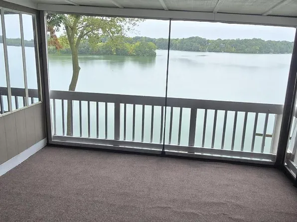 1731 Cliffs Lndg #202, Ypsilanti, MI 48198
