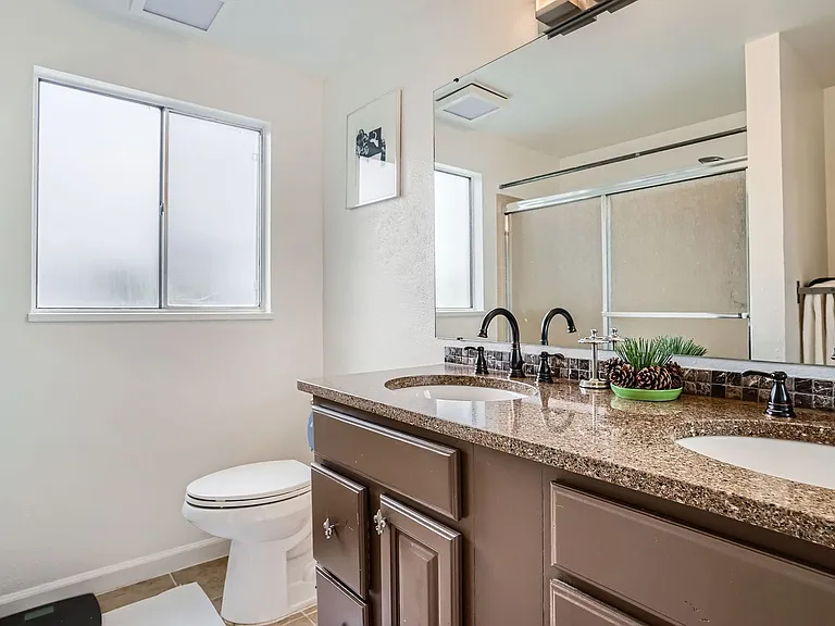 4225 Eaton Ct — Photo 16
