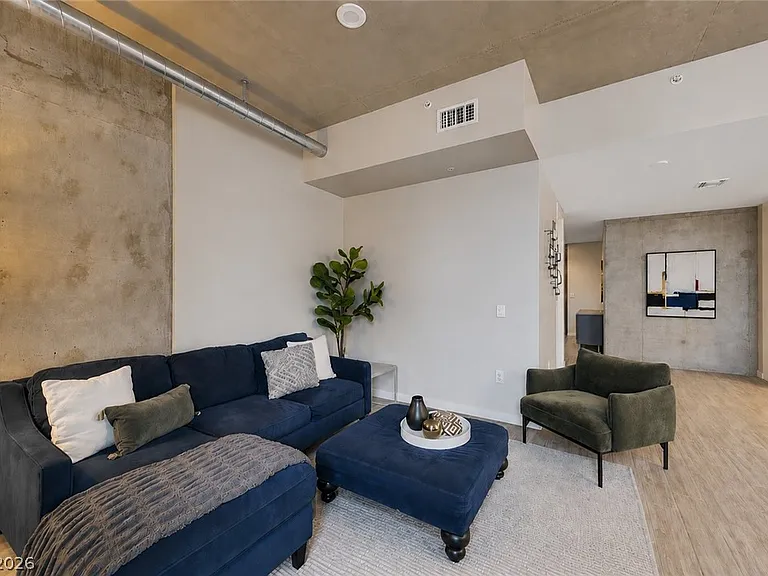353 E Bonneville Ave #581 — Photo 5